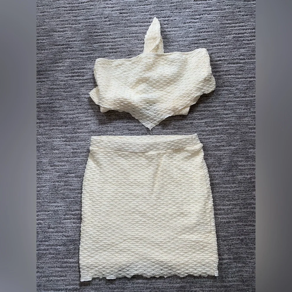 2 piece set - Picture 2 of 6
